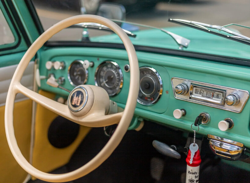 on-sale 1964 Amphicar model 770 has two propellers to drive on water 