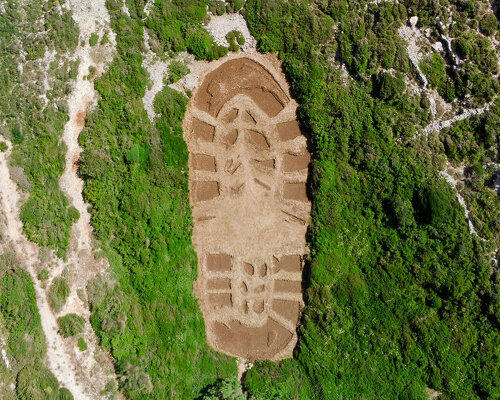 que   suis-je?  ajonc -18/10 /2024 bravo  Martine  Footprint-paxos-biennale-designboom-700-500x400-22b08q85r231