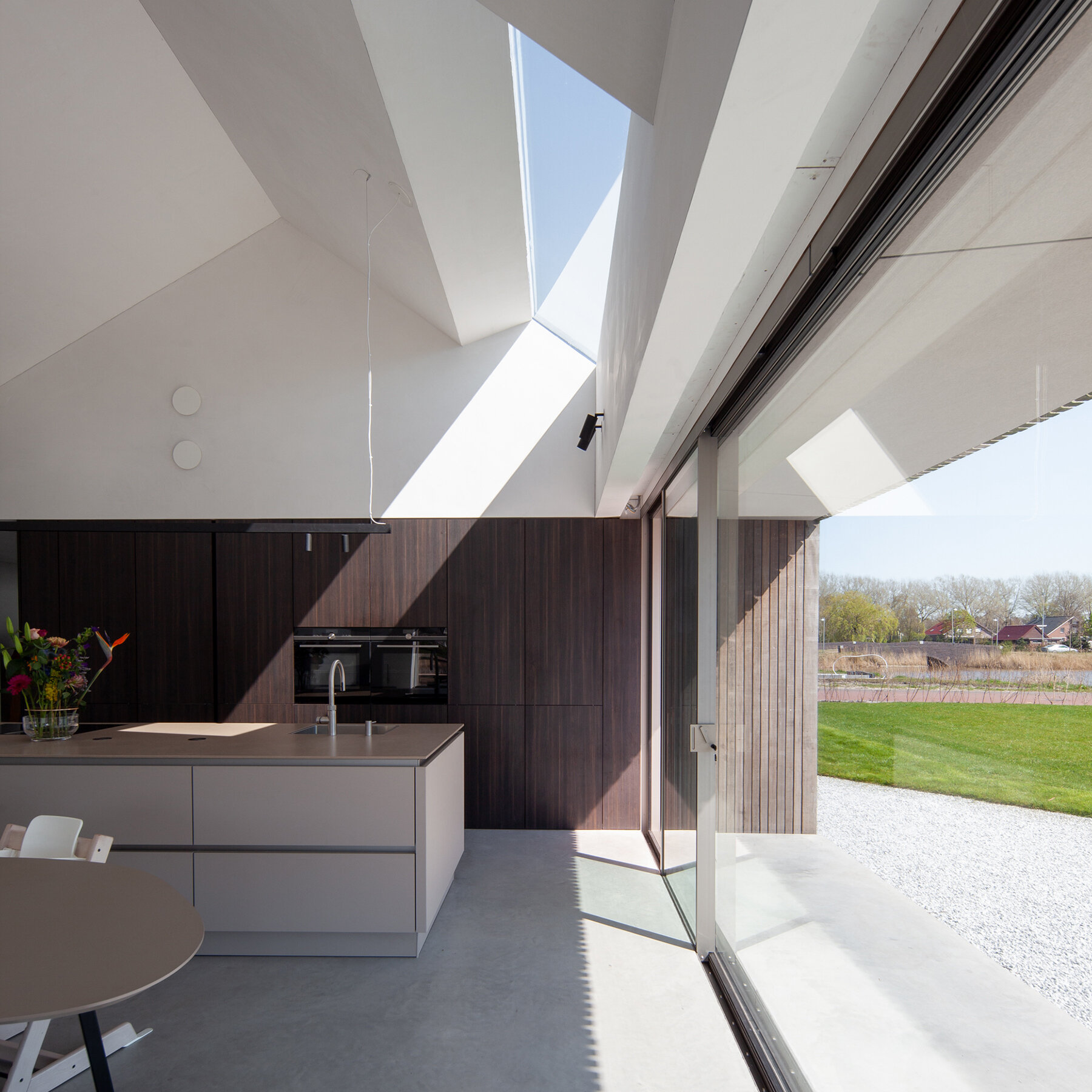francois-verhoeven-architects-villa-k2-netherlands-designboom-06a