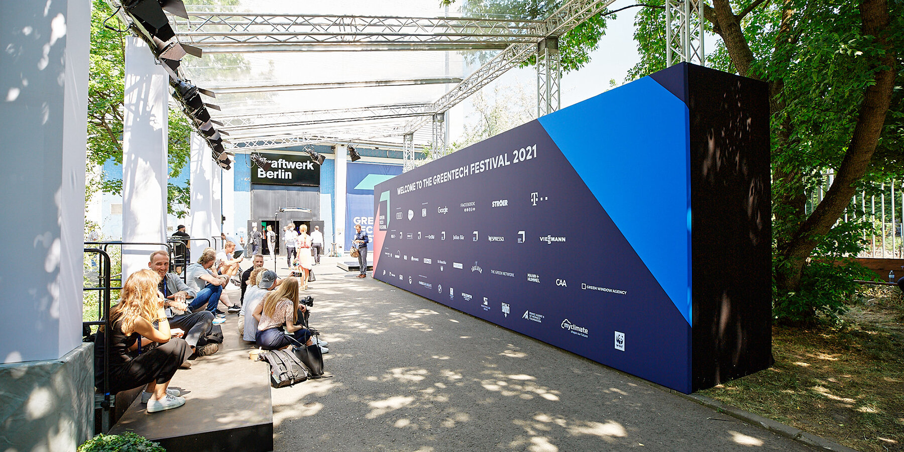 greentech-festival-2022-berlin-txl-airport-designboom04