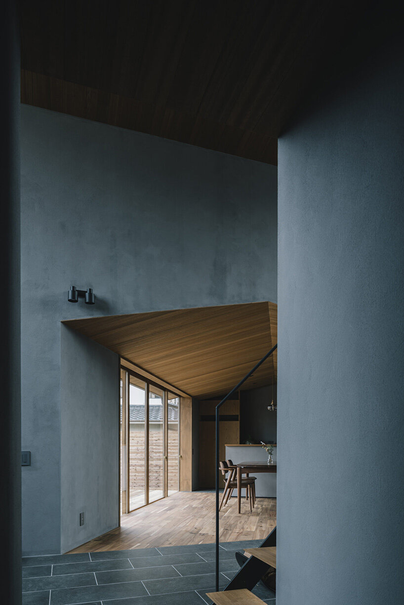 La casa de Kitokito es tranquila en una residencia japonesa atmosférica.