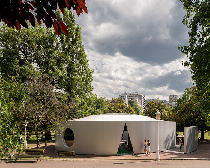 ENORME studio + EXTUDIO's mandala lab by rubin museum triggers senses to explore emotions