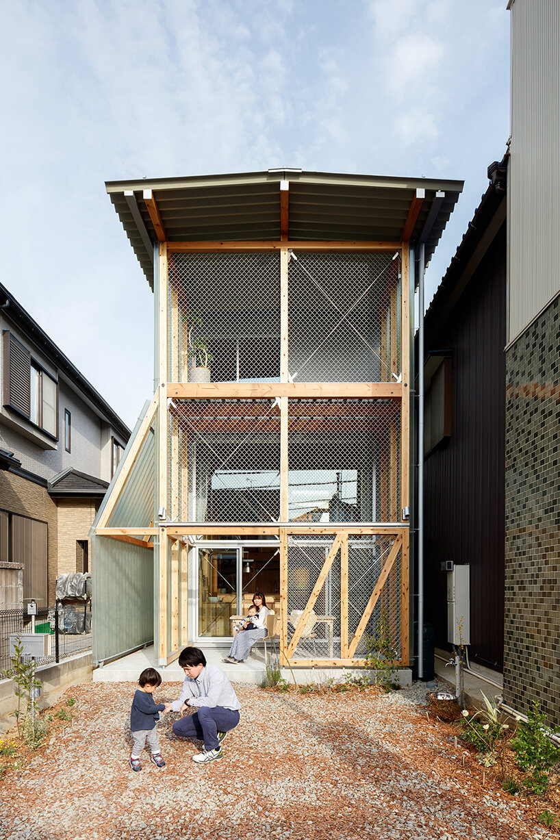 nori architects forms steel mesh façade for minimum house in toyota