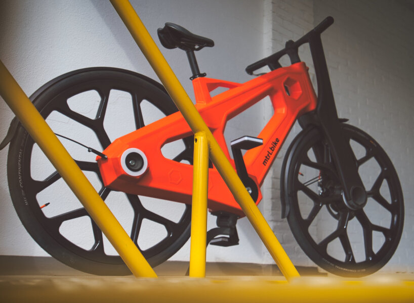 Brothers diseña la bicicleta de plástico 