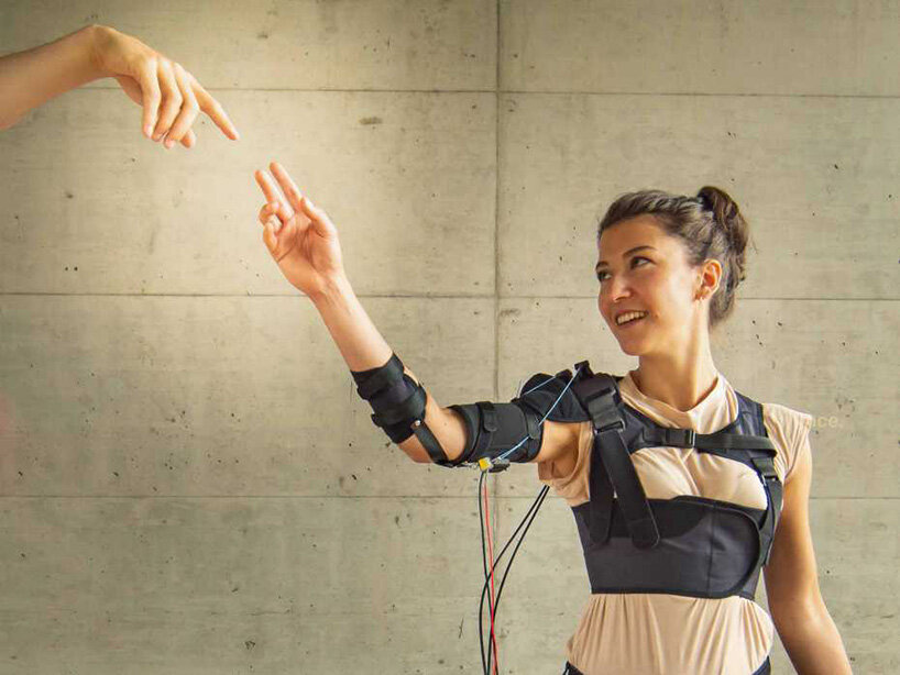 ETH zurich's myoshirt is a wearable muscle offering upper-body strength + endurance