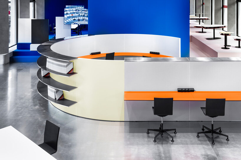 OMA’s office furniture line for unifor can be configured in limitless ways