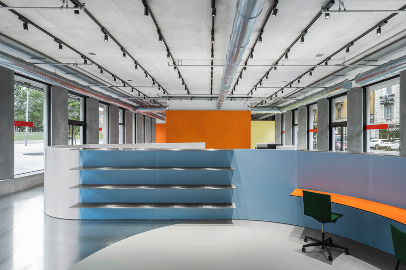 OMA’s colorful office furniture line for unifor can be configured in limitless ways