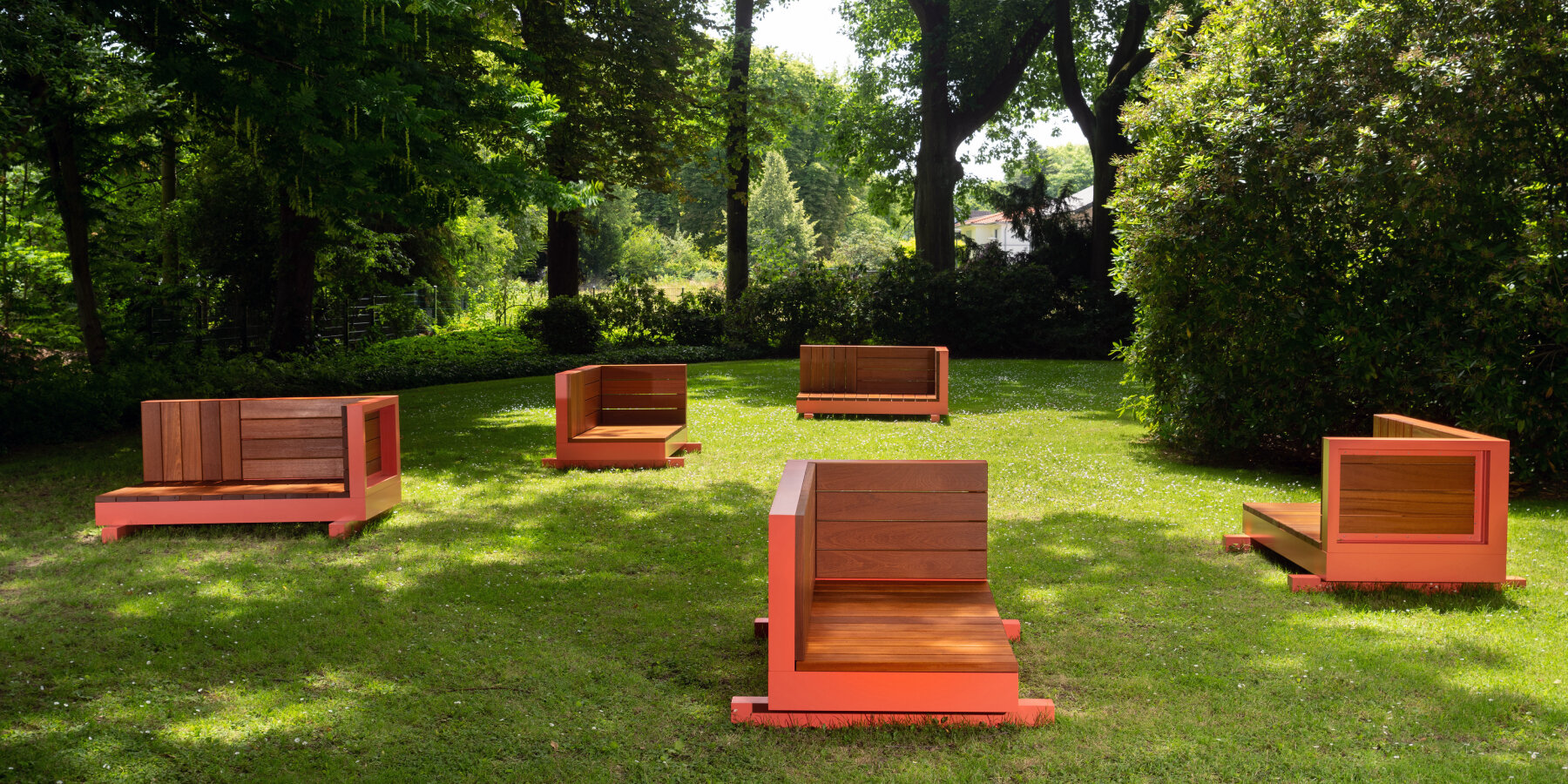 andrea-zittel-planar-panels-esters-garden-house-designboom-ban