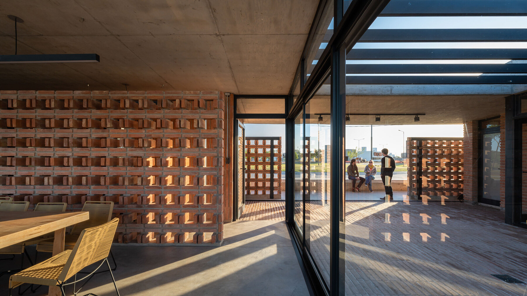 grupo-edisur-san-ignacio-clubhouse-argentina-gonzalo-viramonte-designboom-08a