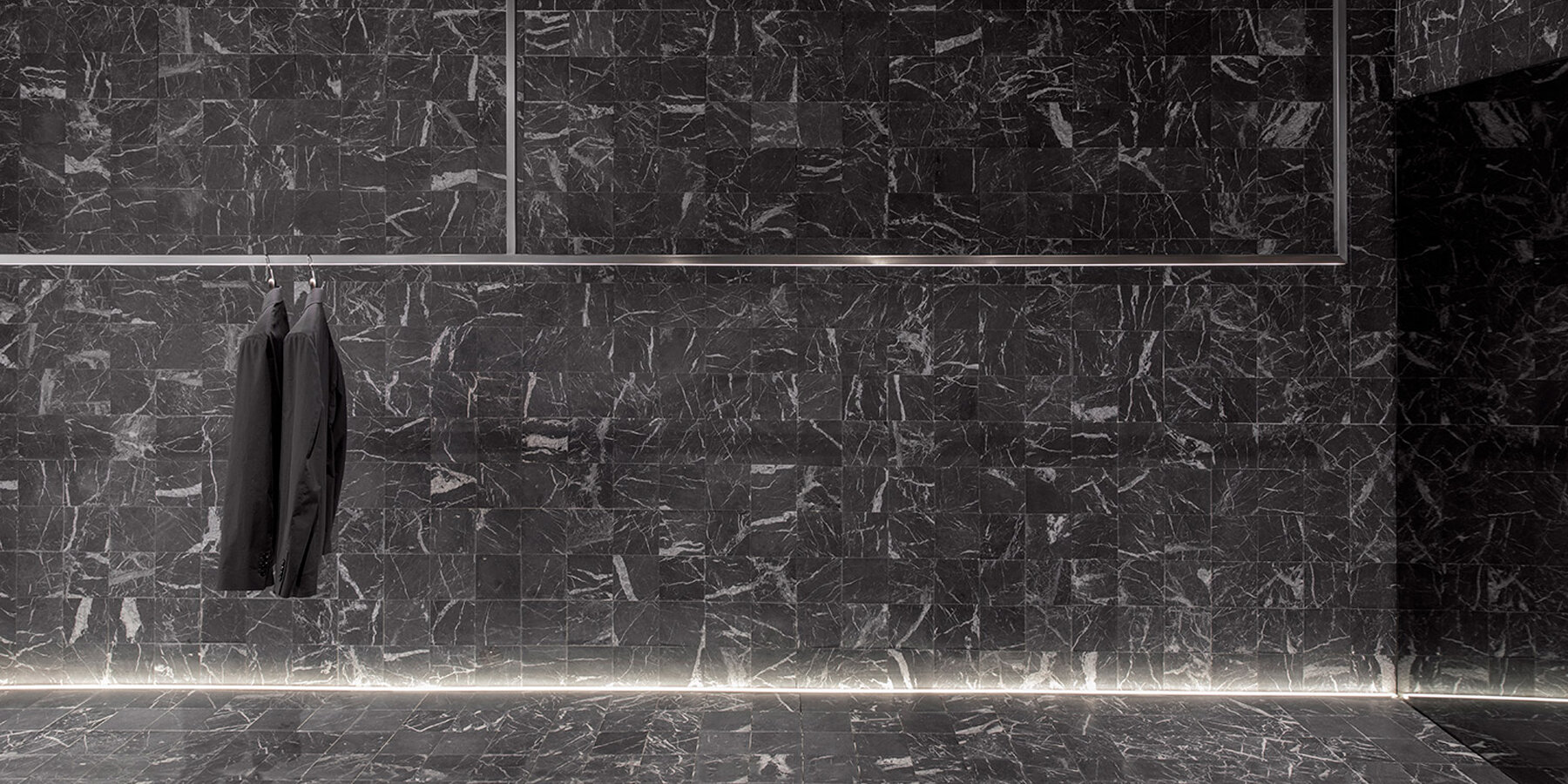 nino-alvarez-store-madrid-designboom-full-3
