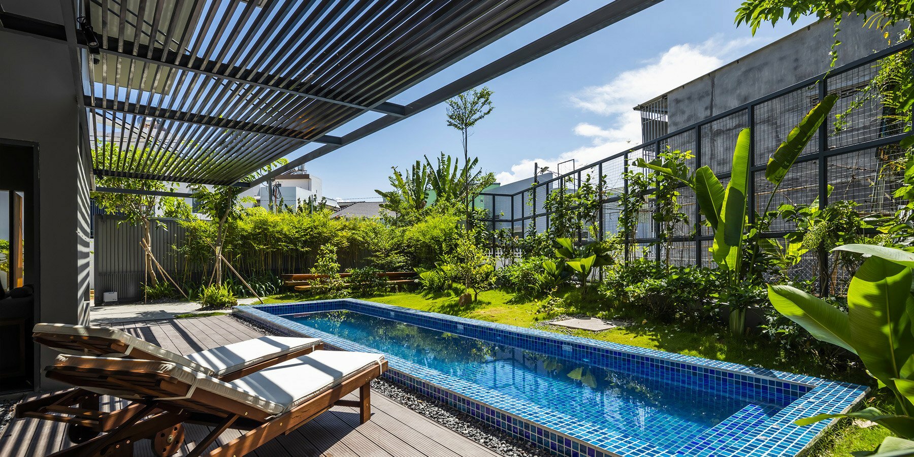 pham-huu-son-green-gardens-sustainable-home-vietnam-designboom-1