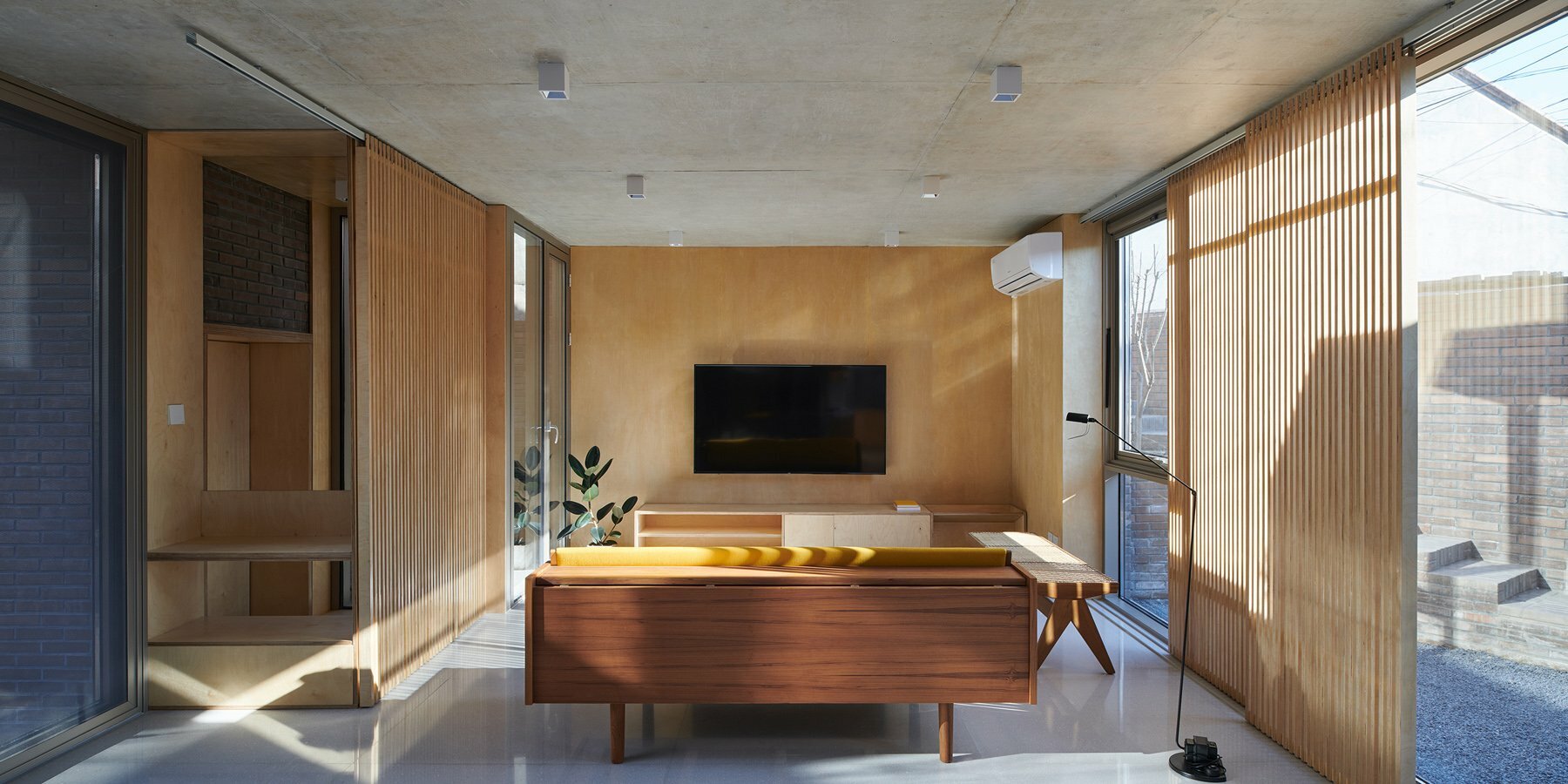 residence-of-three-generations-designboom-full-1