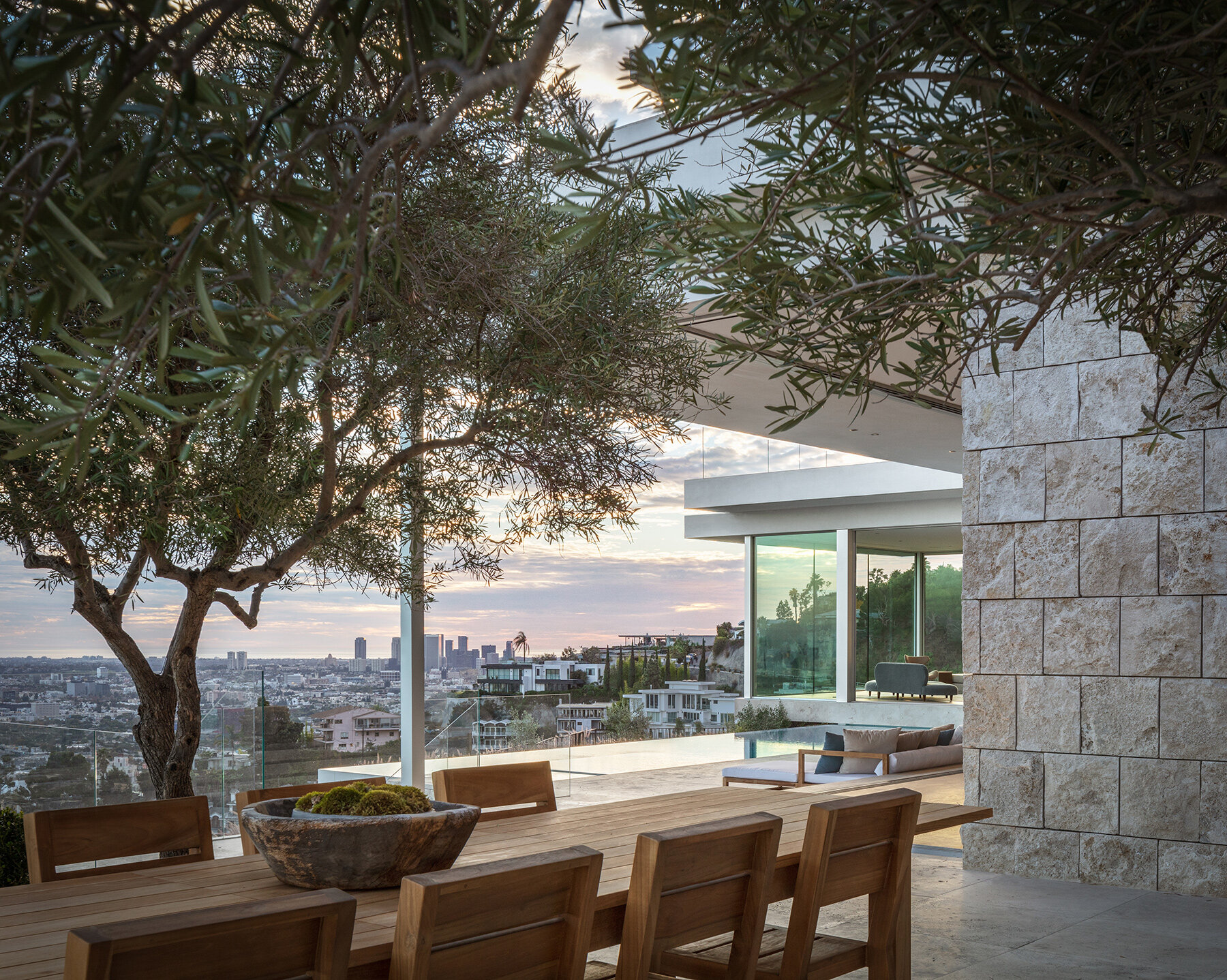 saota-bellgave-house-los-angeles-designboom-08a