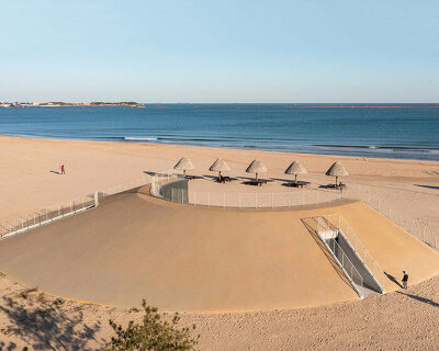 tongyi architects weaves seashell-shaped visitor center into scenic beach in china