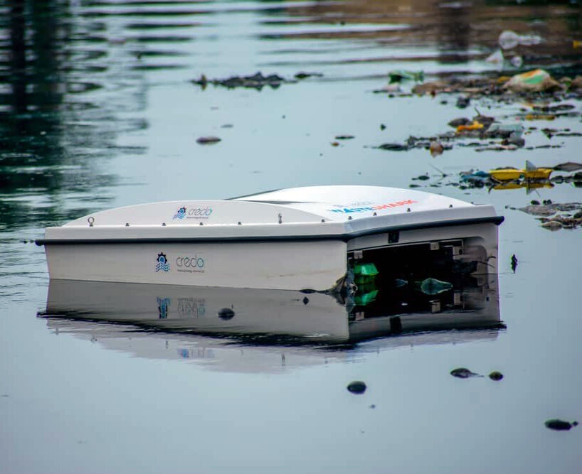 Wasteshark autonomous drone sucks plastic waste and biomass from water