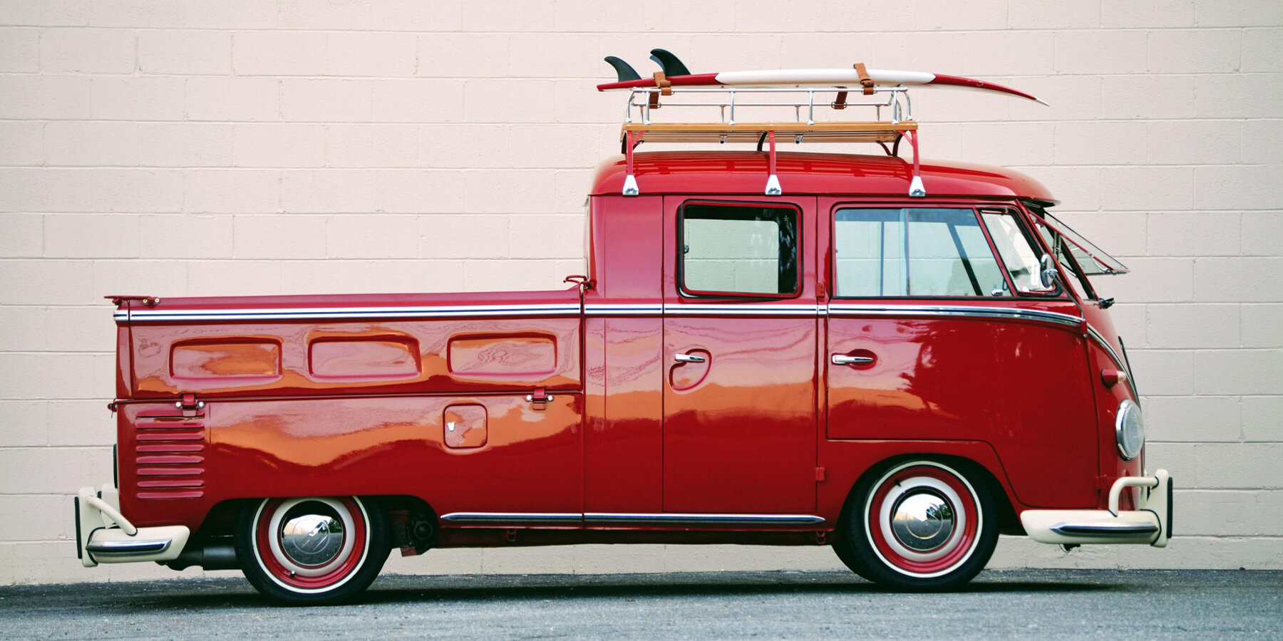 1962 Volkswagen Type 2 Double Cab Transporter Gets A Makeover 9802