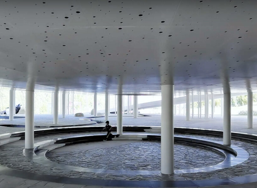 ‘woyun platform’ suspends in air for full out-in-nature experience