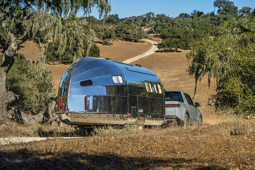 Bowles introduces the Volterra, the first all-electric aluminum travel trailer.