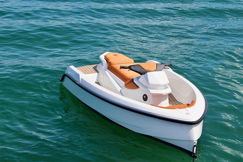 yacht-inspired VQ11 jet ski can speed off across open waters at up to 50 knots