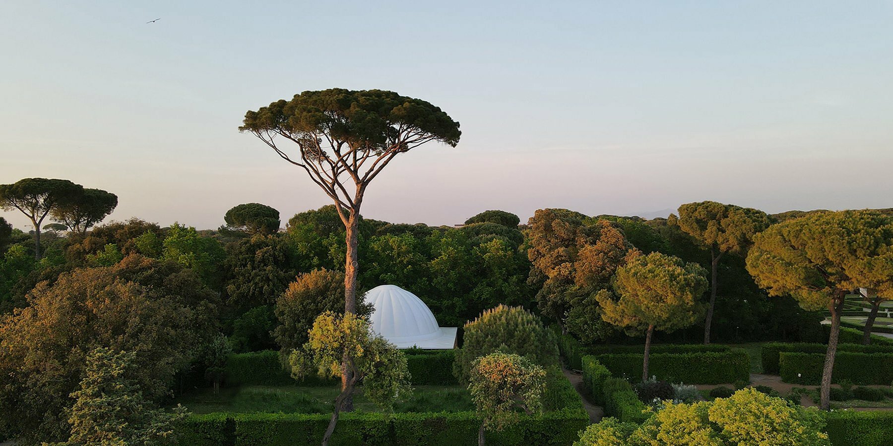 wald-timber-pavilion-historic-agora-cupola-archetypes-roman-city-designboom-6