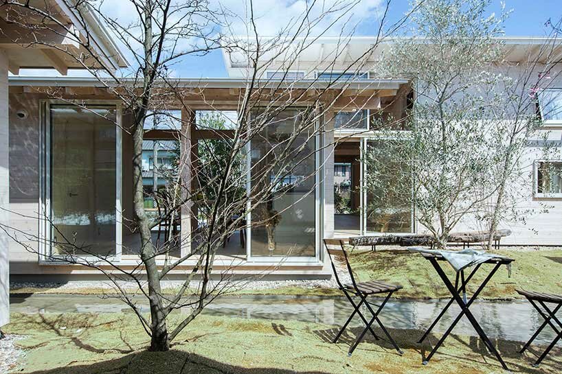 small streams swivel around studio velocity's awazuku house in japan