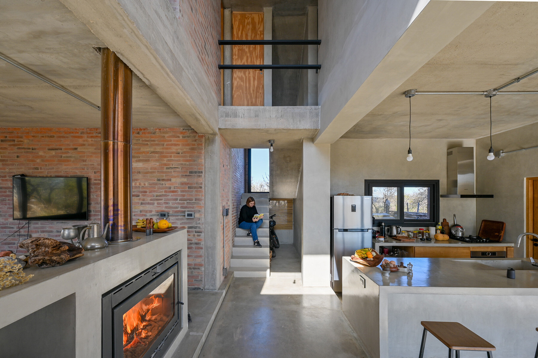casa-atelier-loma-arq-designboom-full05