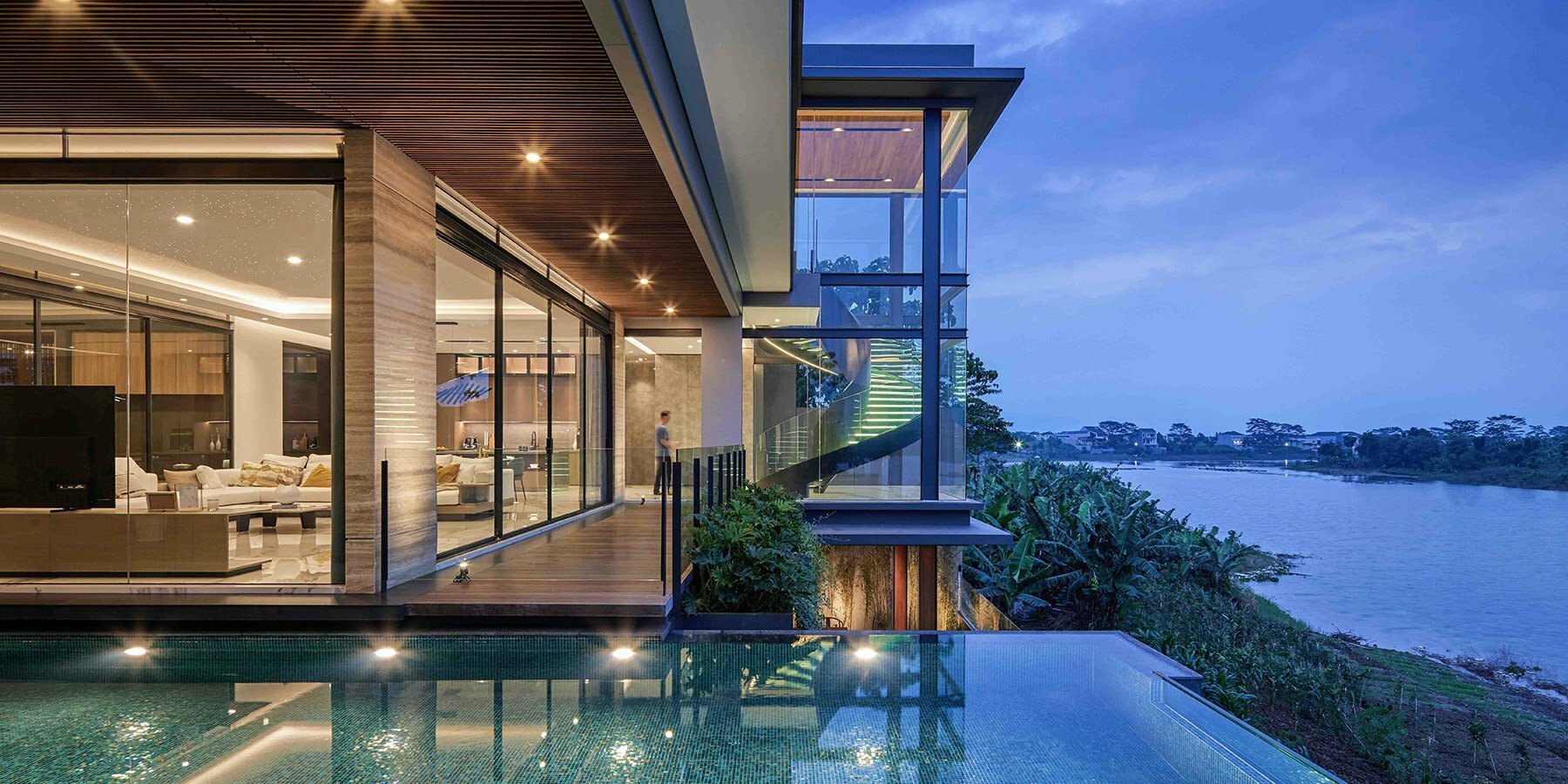 infinity-pool-sm-house-lakeside-indonesia-rakta-studio-designboom-2