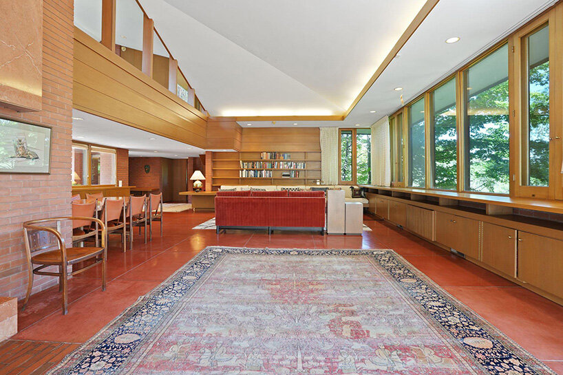 one-of-frank-lloyd-wright-s-largest-usonian-house-is-now-for-sale