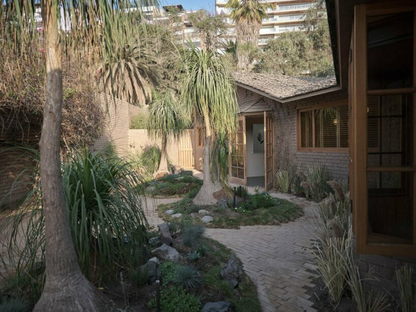 this peruvian home by augusta pastor and santiago roose weaves oases + sculptural fauna micro-ecosystems in tranquil garden
