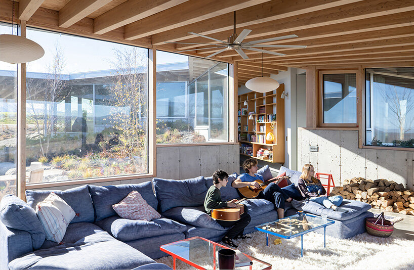 NO ARCHITECTURE organizes flower house as six overlapping pavilions in the berkshires
