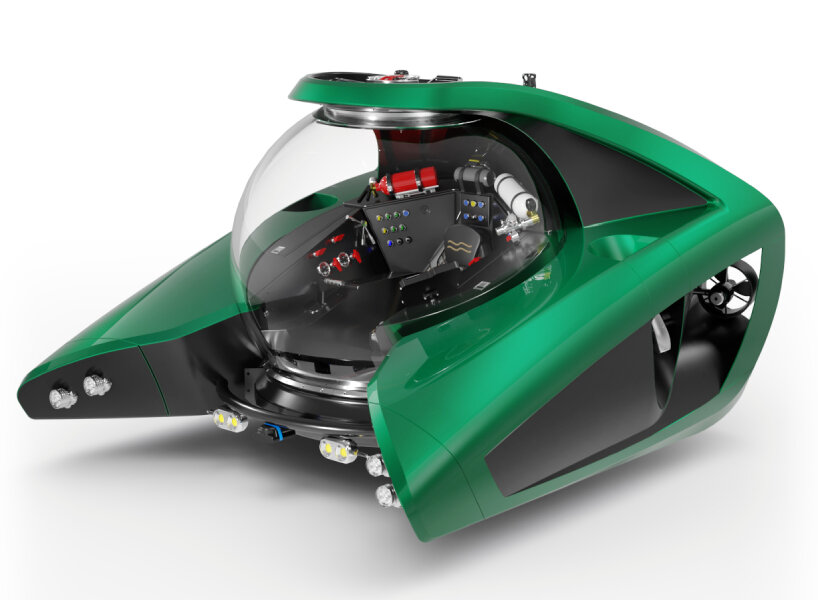 submersible u boat worx NEMO brings riders 330 feet below the sea