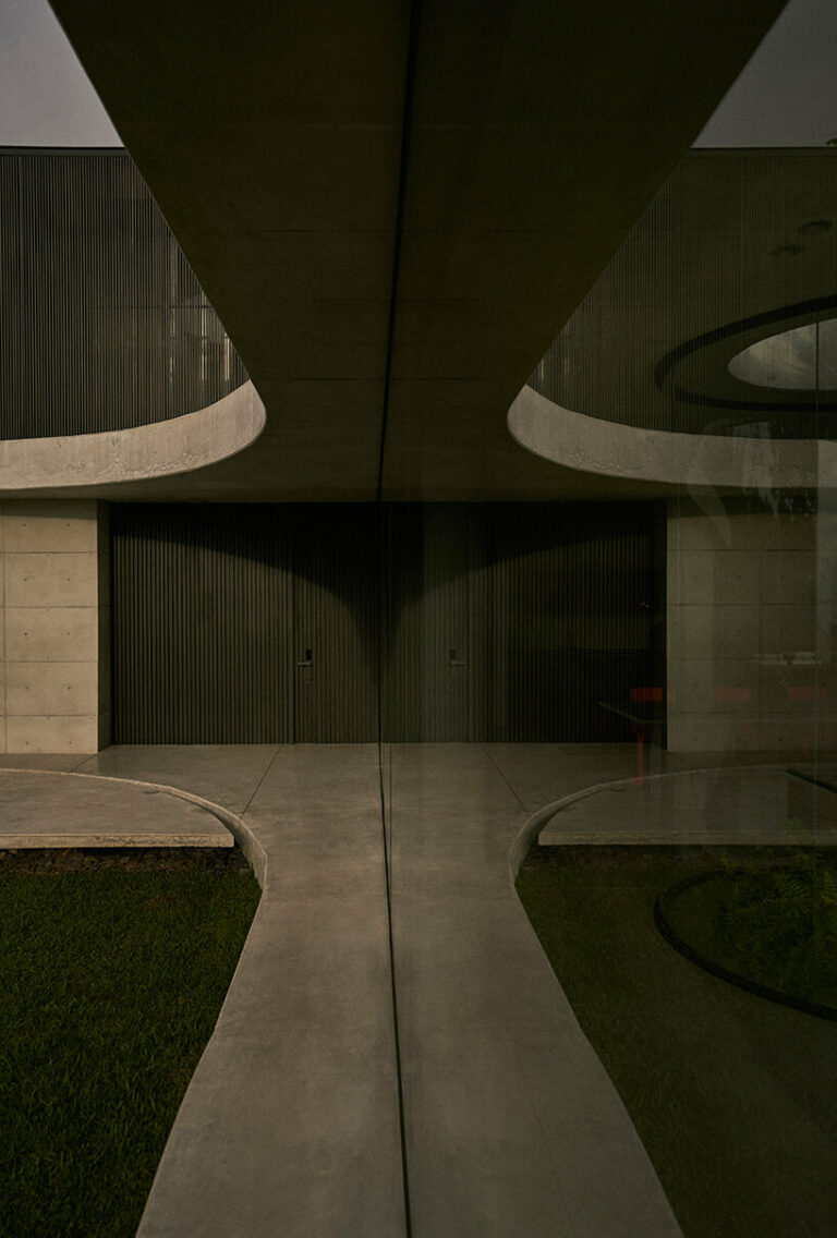 5 sólidos forms casa flectō in colombia as walk-in sculpture of ...