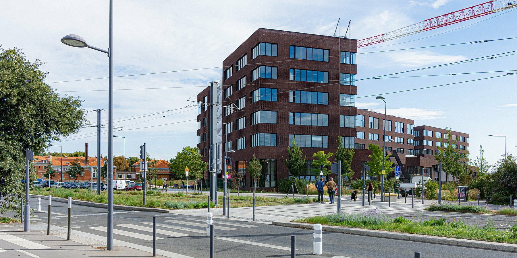 Périphériques-Marin-and-Trottin Architectes-grand-paris-eco-campus-designboom-8