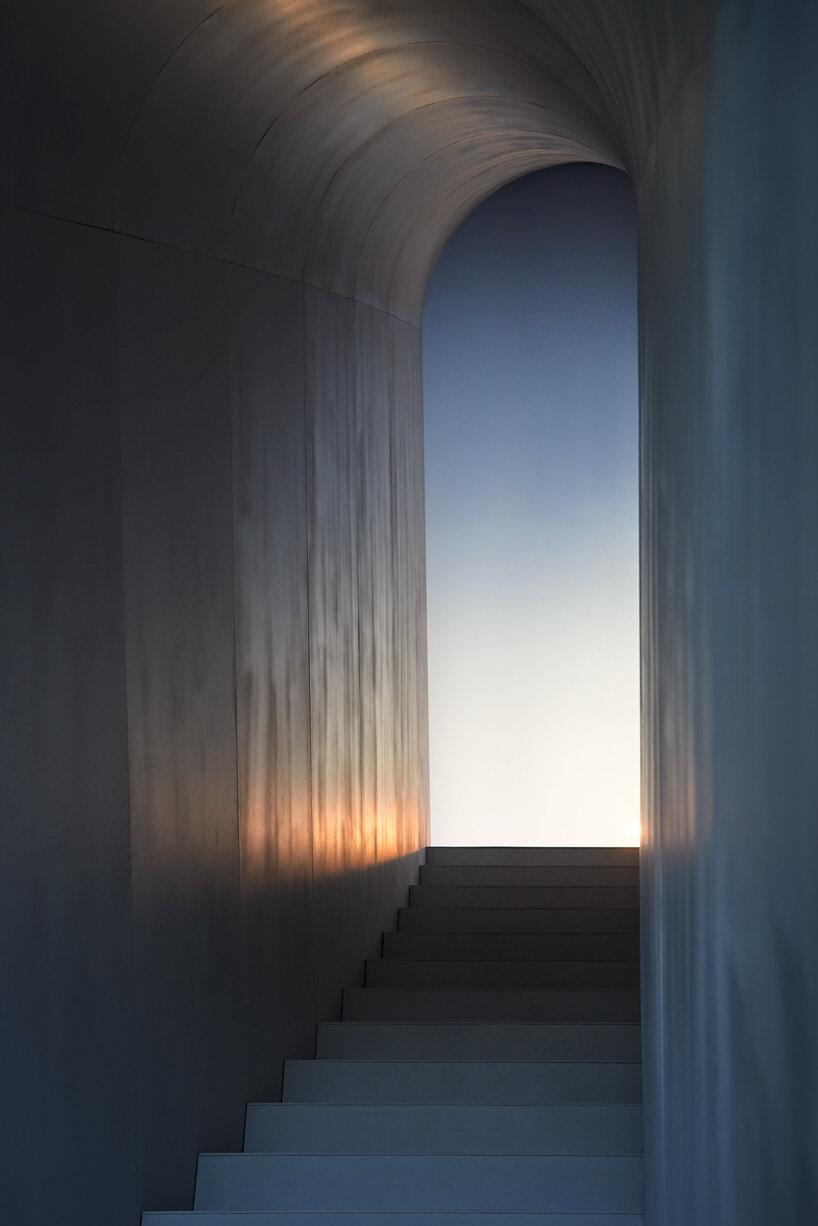 daniel shieh creates a portal to another earth in new york's socrates sculpture park