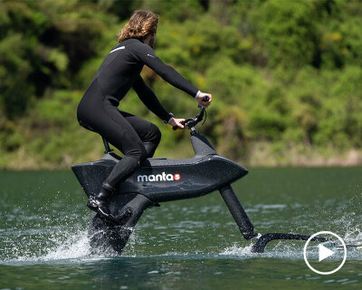 manta5's second-gen hydrofoil bike launches easily thanks to its throttle-only mode