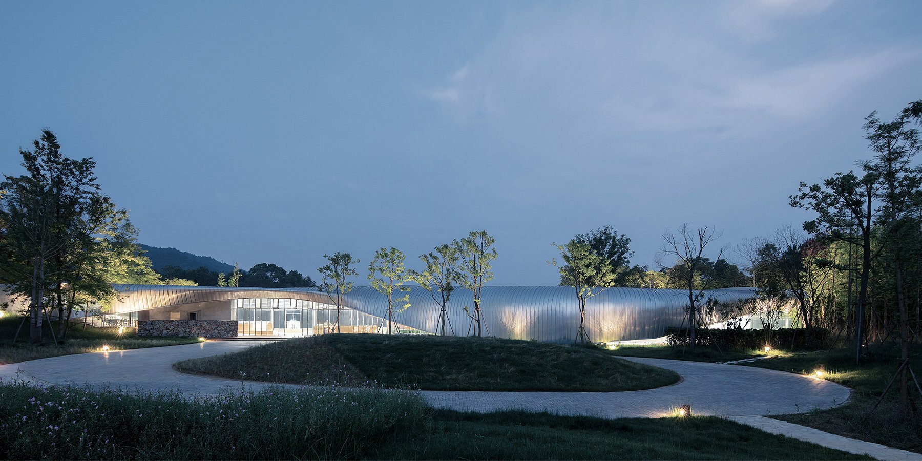 monoarchi-nature-community-xinyu-nature-community-center-china-metal-roof-designboom-7