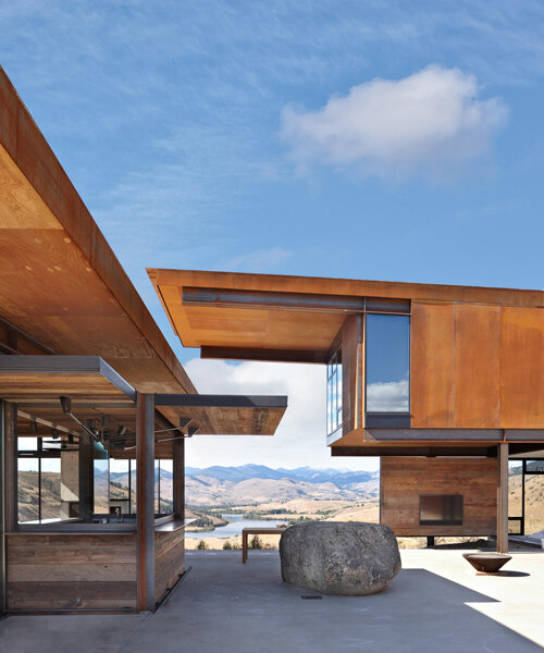 olson kundig designs 'studhorse' house as a contemporary campground in the mountains