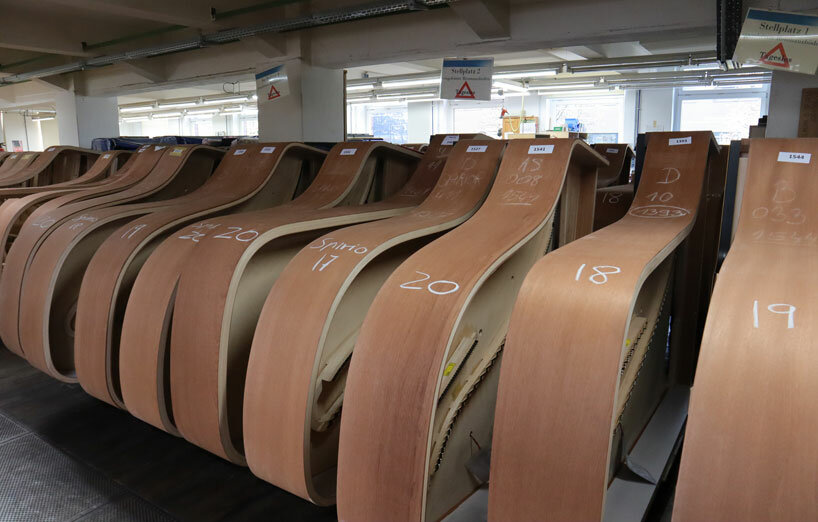 innovative tech by steinway & sons lets the piano play itself during live-remote performances