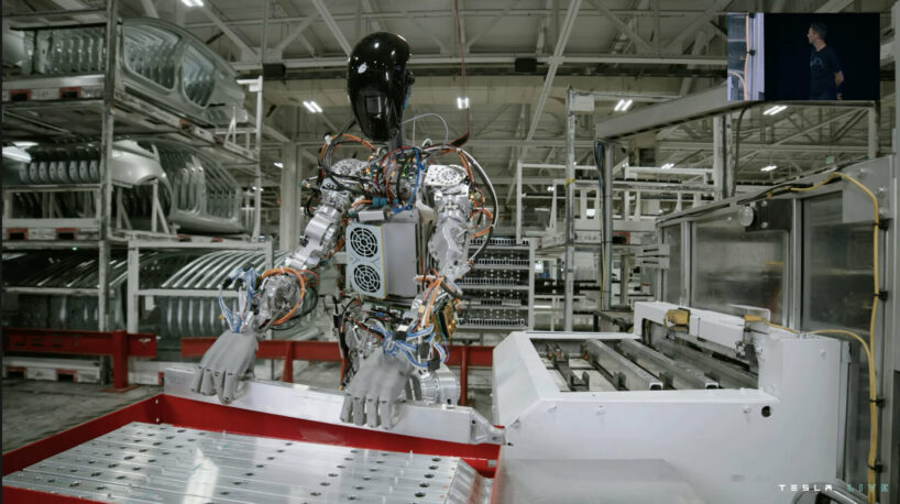 AI experts react to tesla's new 'optimus' bot prototype demo