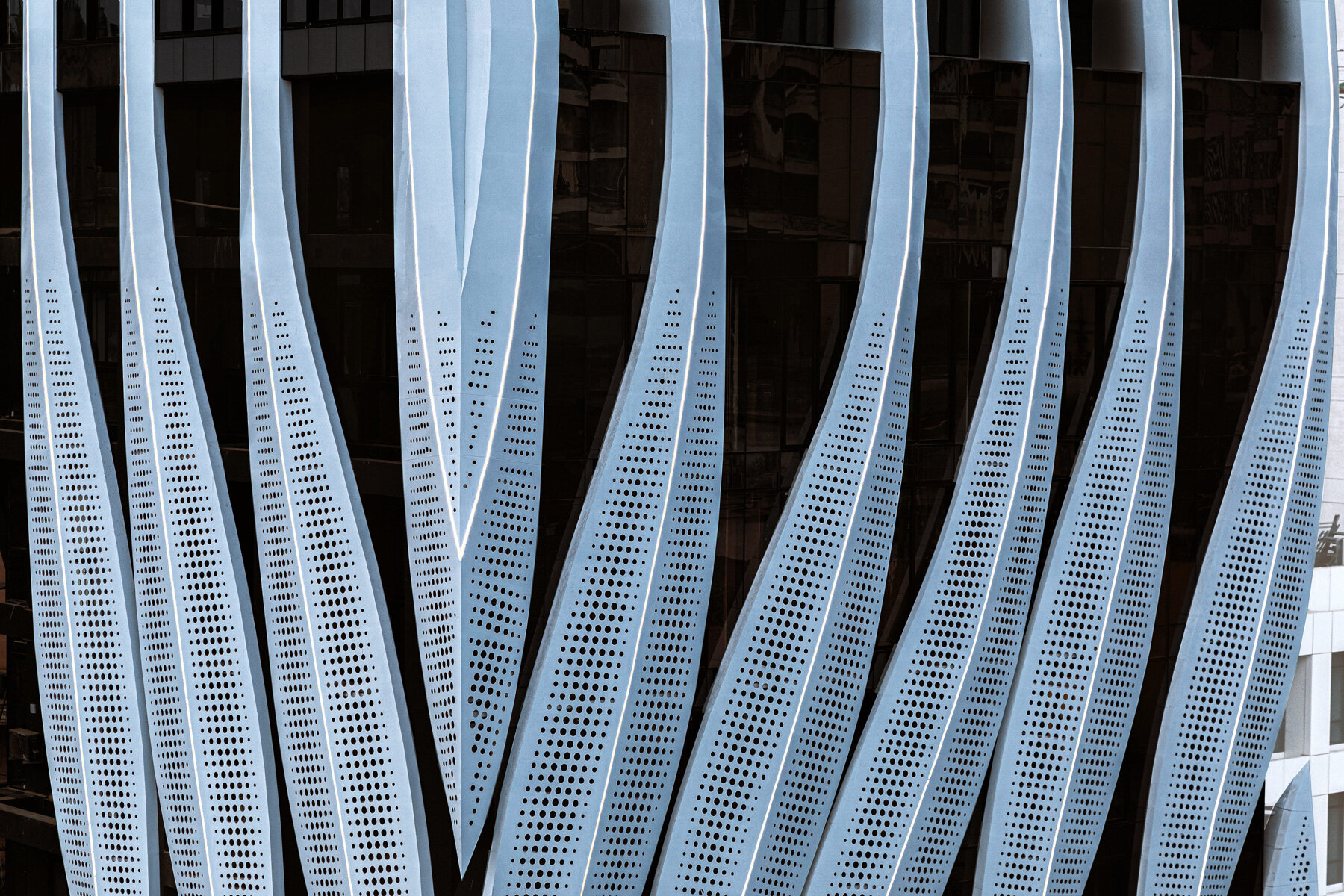 ID-origins-mumbai-studio-symbiosis-designboom-wide3