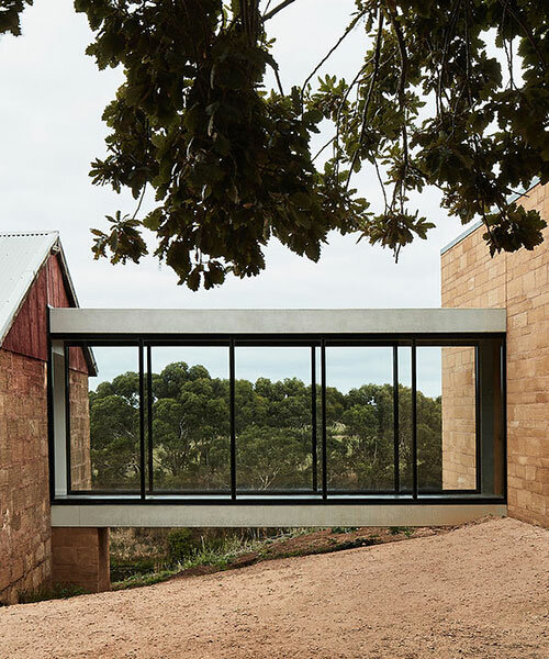 glazed walkways tie minimalistic farmhouse into rural victoria