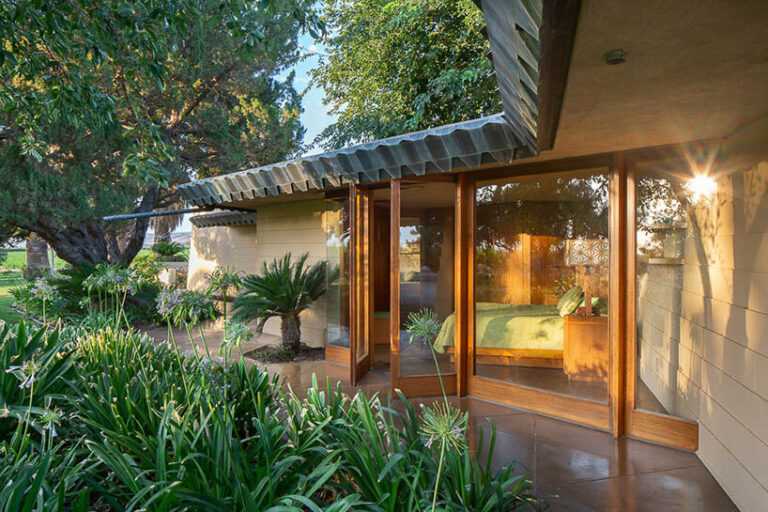 frank lloyd wright's 'fawcett farm' hits the market for 4.25M