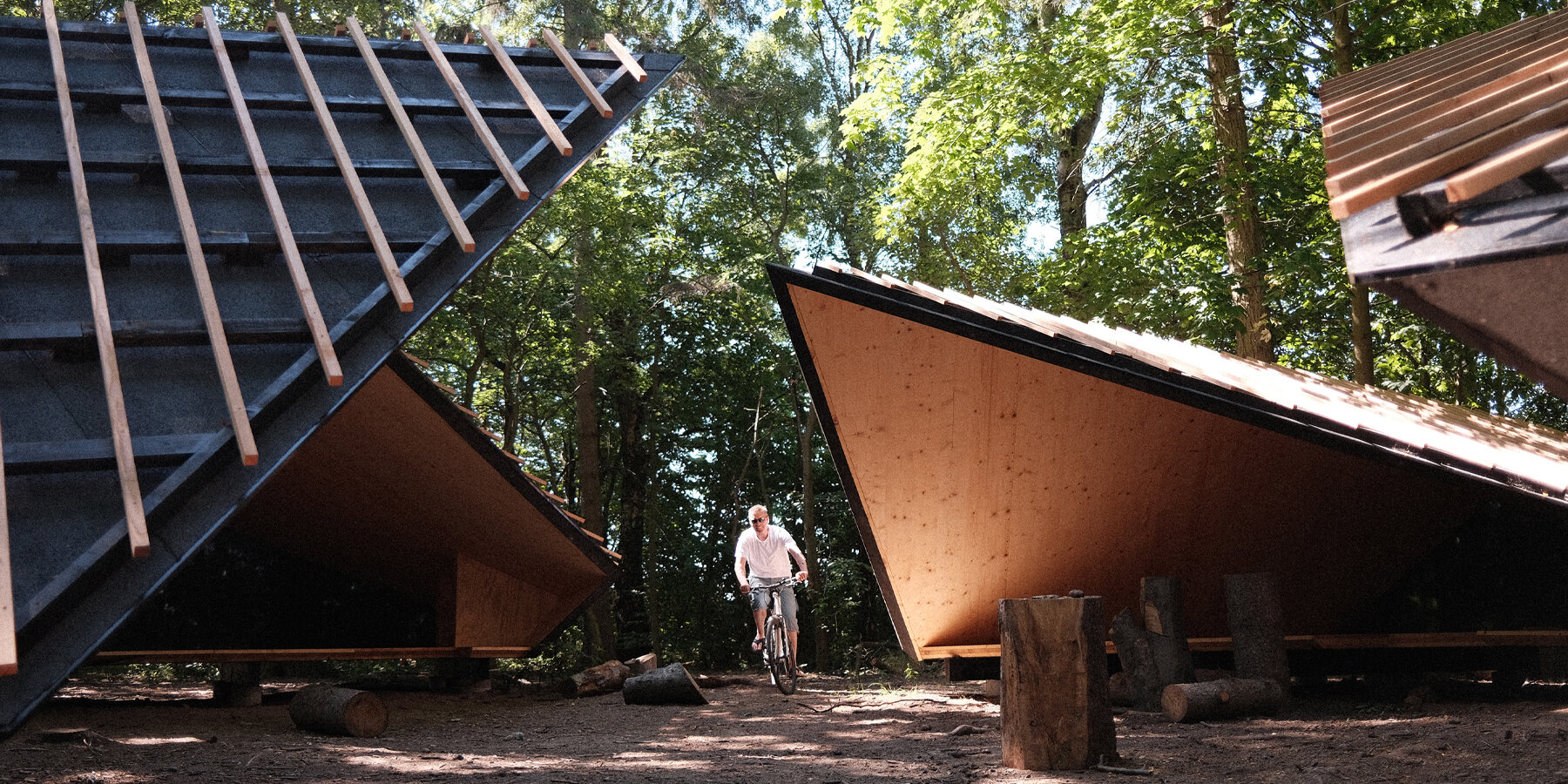kvorning-shelters-designboom-full-1