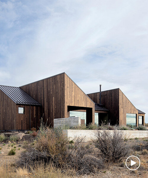 charred wood residence by mork-ulnes architects pays tribute to fire afflicted site in oregon