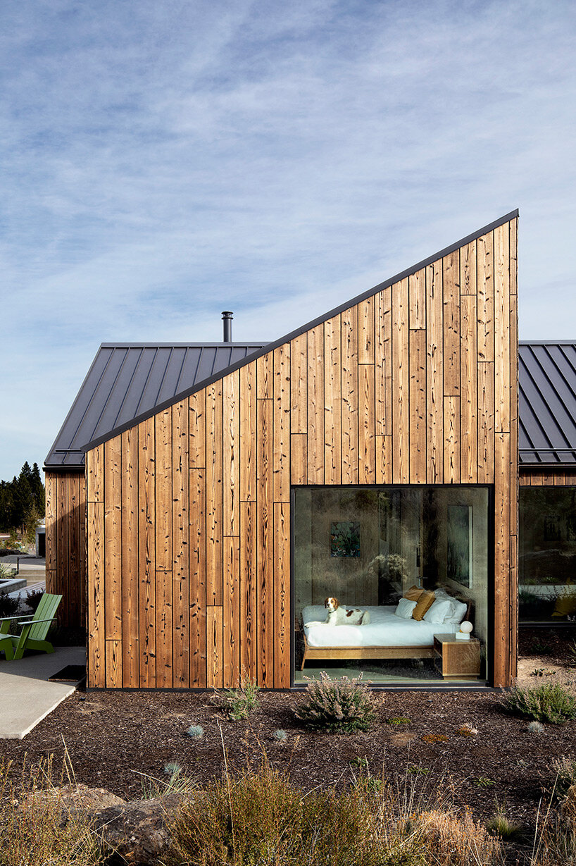 Charred Wood Residence by Mork-Ulnes Architects pays homage to the fire-stricken Oregon site