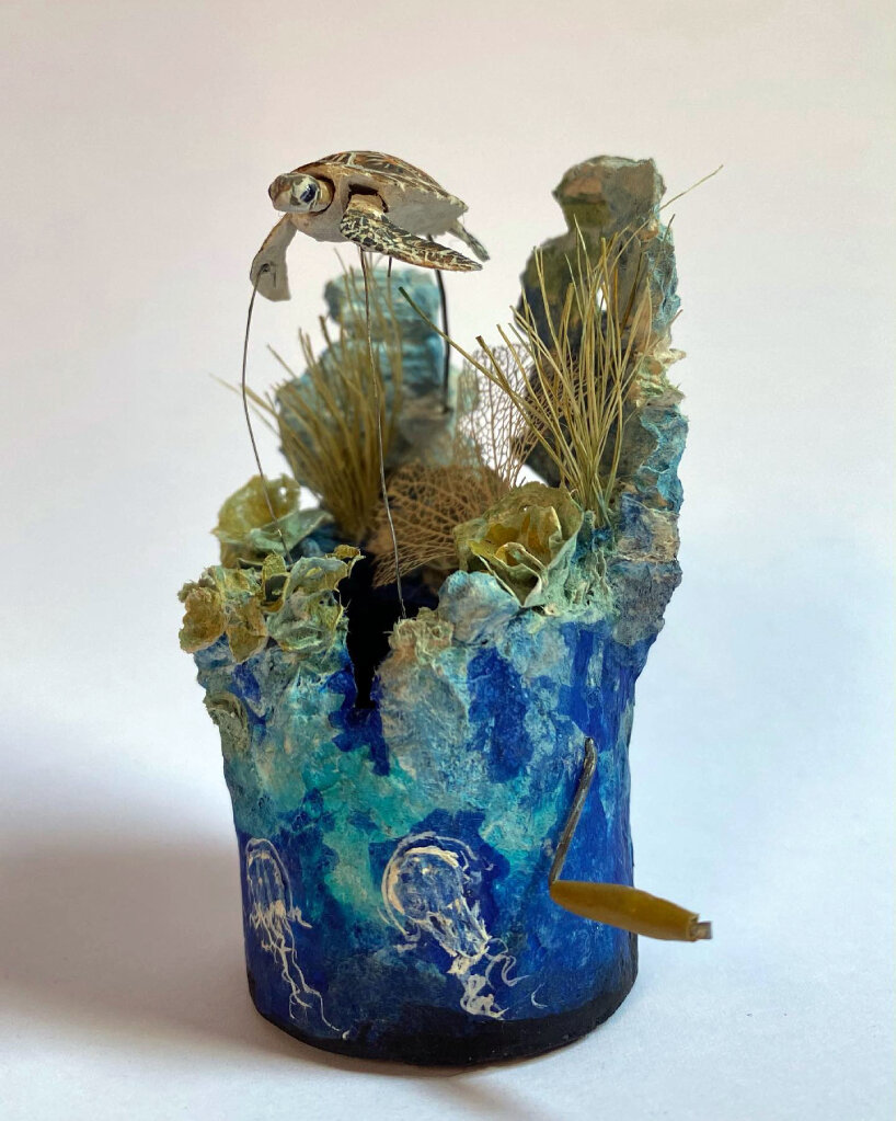 animals manually fly on miniature sculptures by penny thompson works