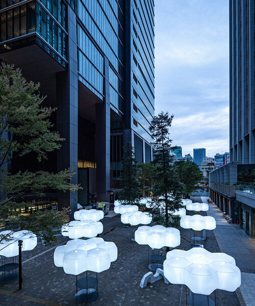 luminous rice-shaped balloons invite sake lovers to taste the brew in open-air bar in tokyo