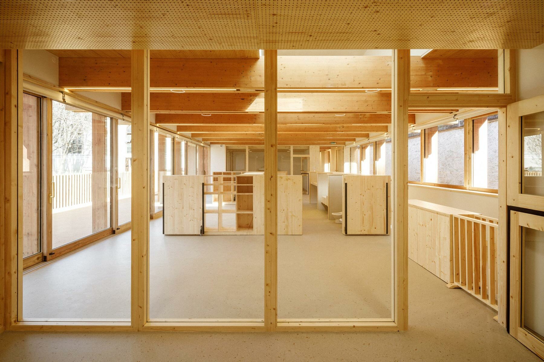 bio-sourced-materials-child-care-center-heart-paris-designboom-41800