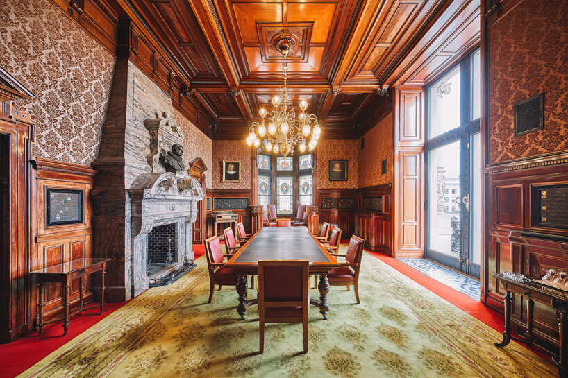 david altrath captures historical charm of 125-year-old hamburg town hall in germany