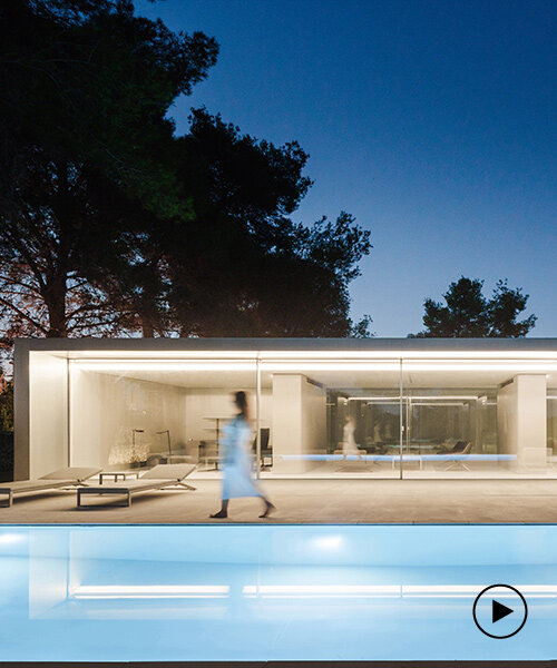 fran silvestre arquitectos' NIU N290 house is wrapped in a thin aluminum envelope
